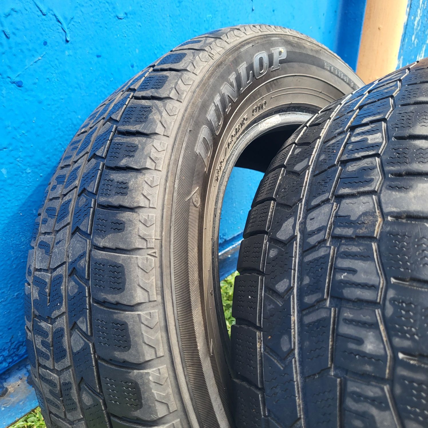 Продам шины 2 шт, всесезонка, Dunlop