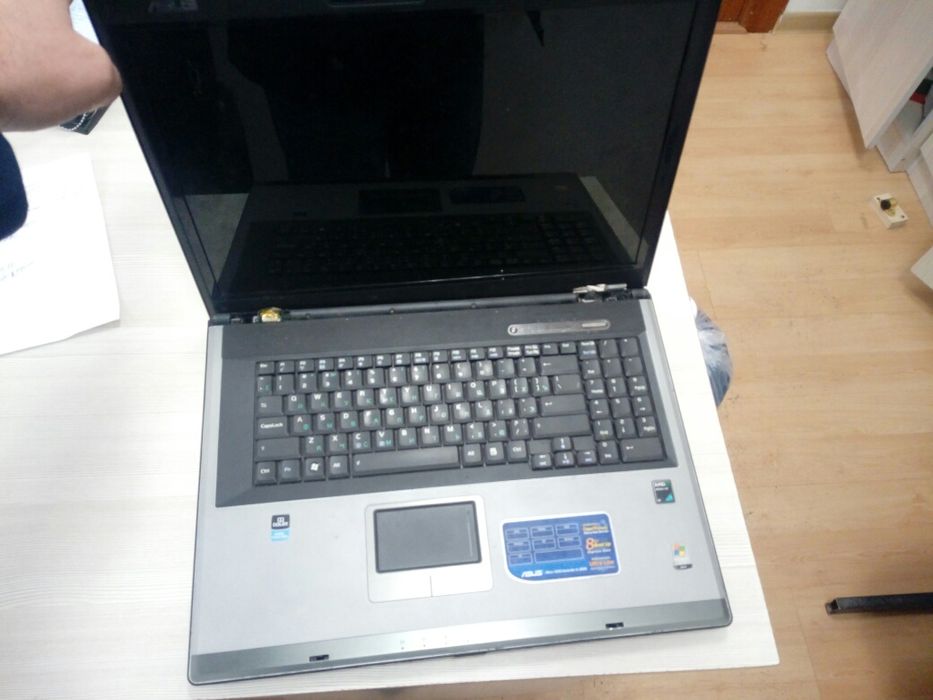 Продам ноутбук ASUS F7Z