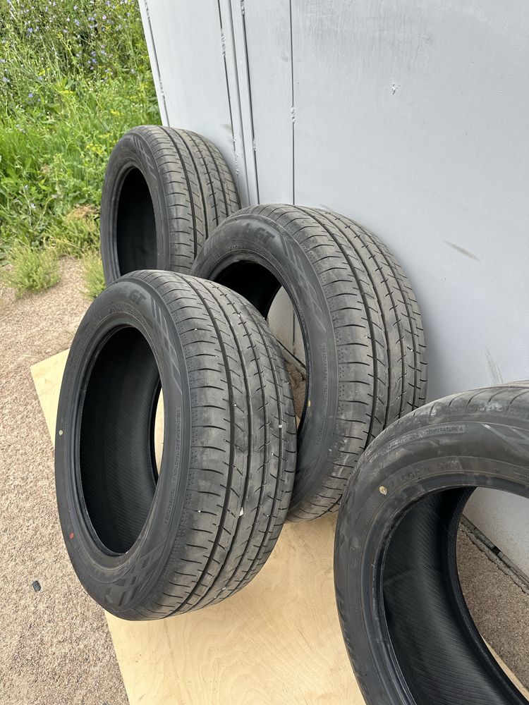 Шыны Yokohama 215/55R17