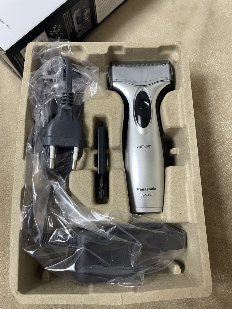 Электробритва Panasonic ES-SA40-S520 сеточная от аккумулятора