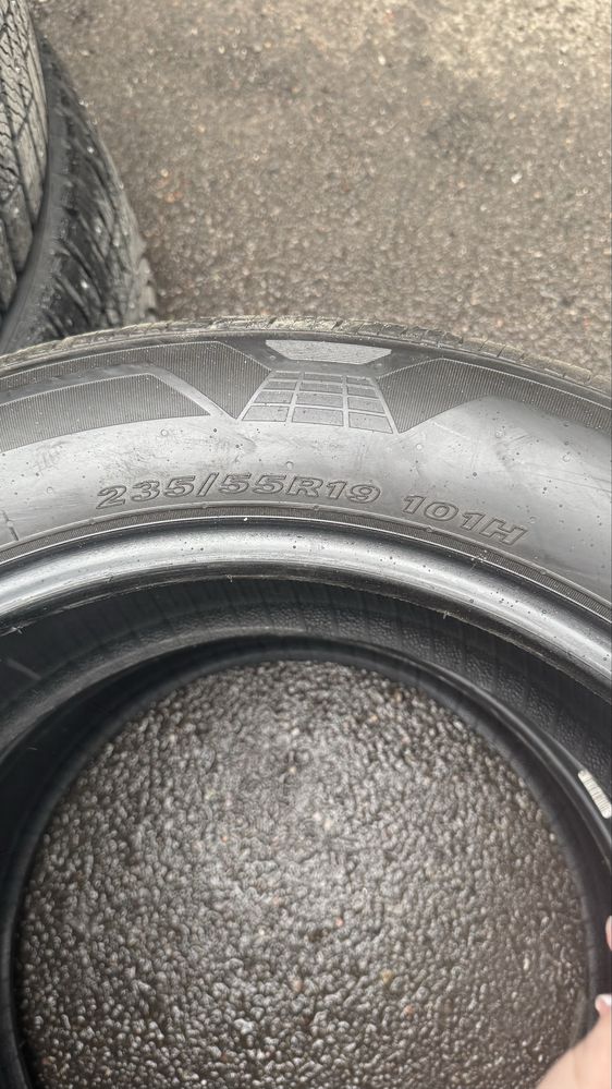 Продам шины nexen gtx 235/55 19