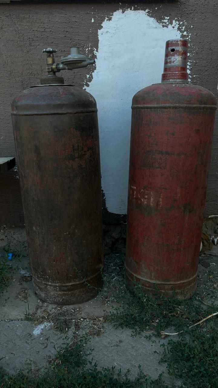 Газовые баллоны большие