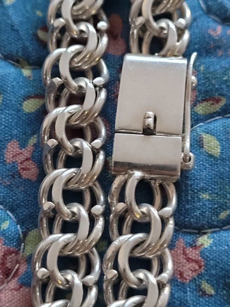 Комплект из серебра