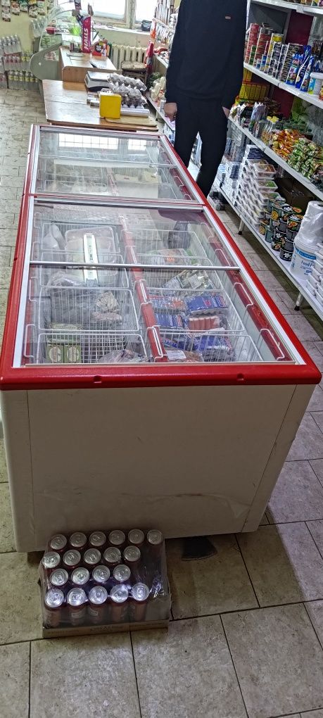 Продам морозильную камеру. 90 на 2.50.