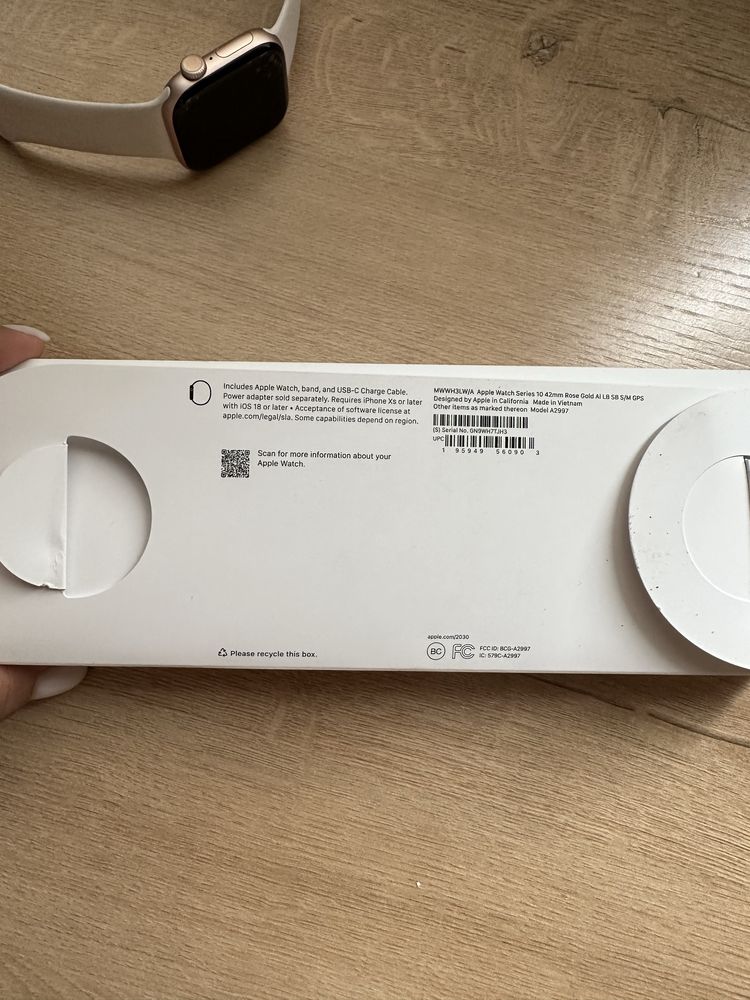 Продаю Apple Watch Series 10 (42 мм)