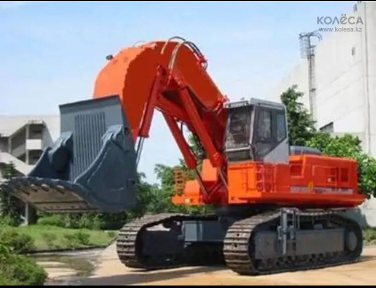 Услуга   аренда   заказ   гусеничного и колесного эксковатора