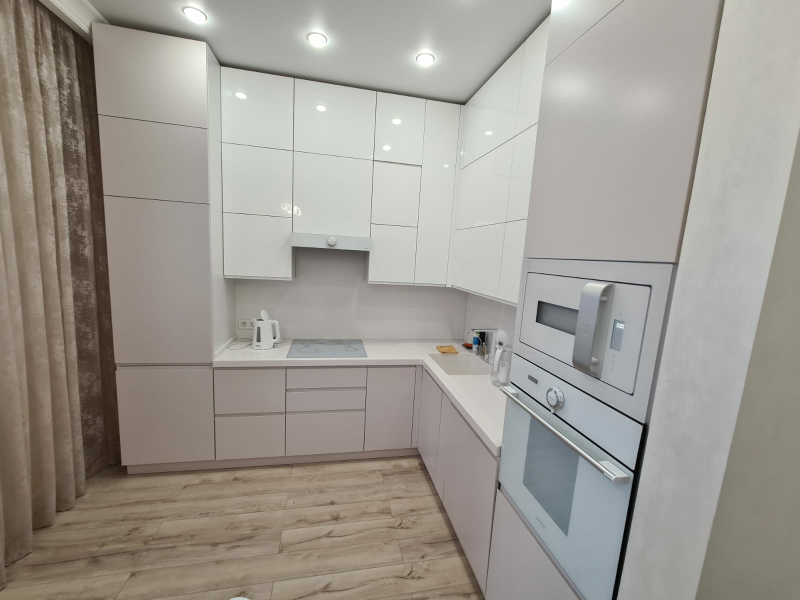 Продам 2х комн кв. около Ботанического сада.