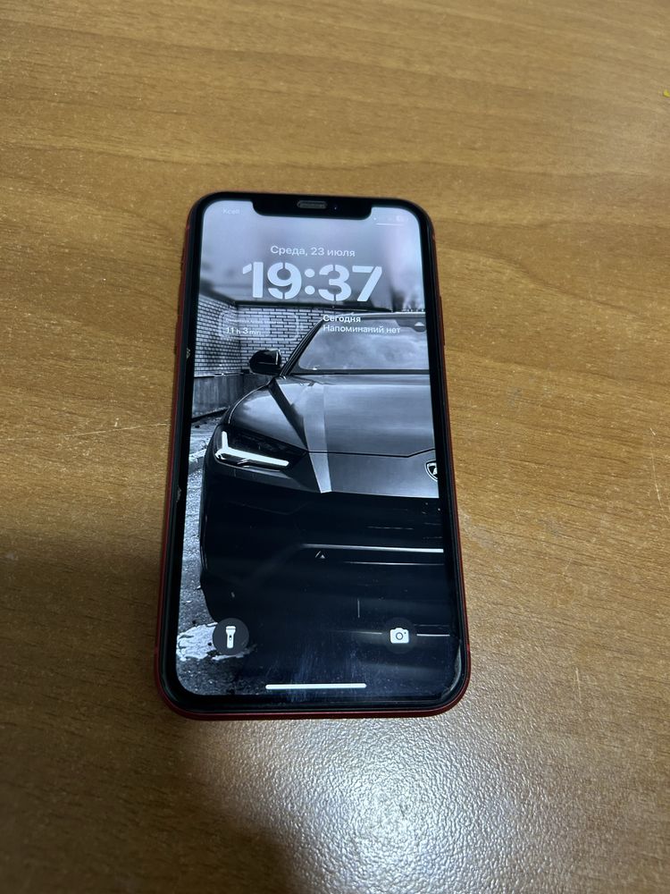 iPhone 11 64gb red