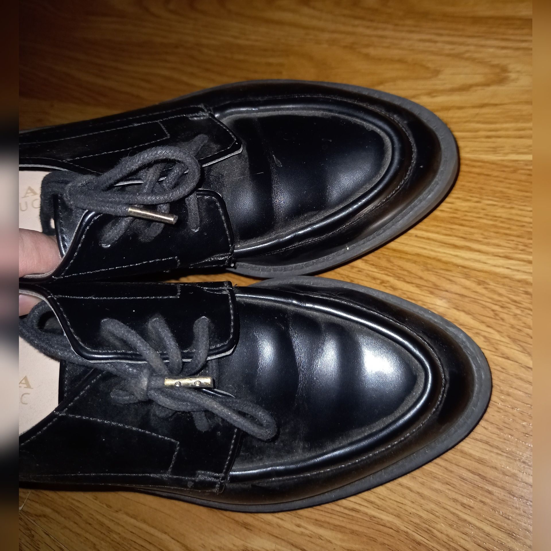 Продам лоферы/бренд Zara/размер-36,5