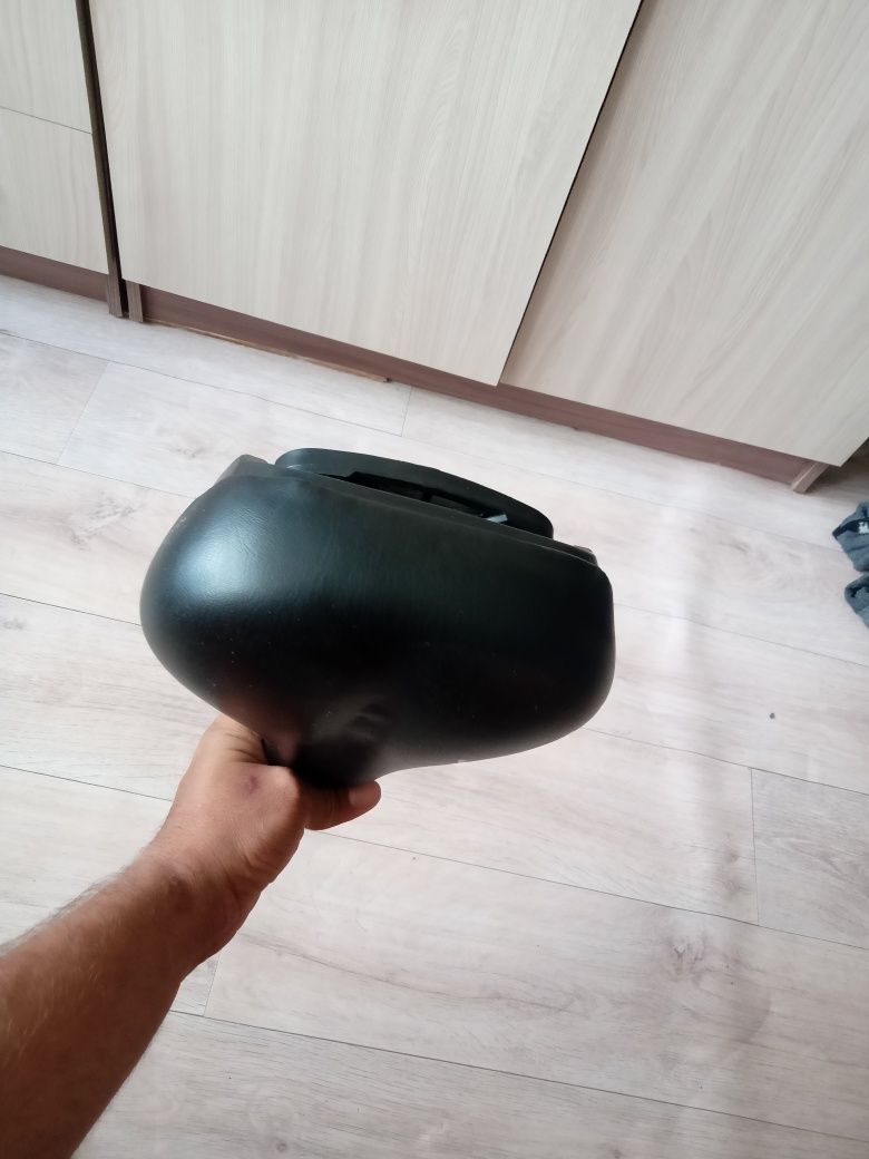 Продам хорошую сидушку