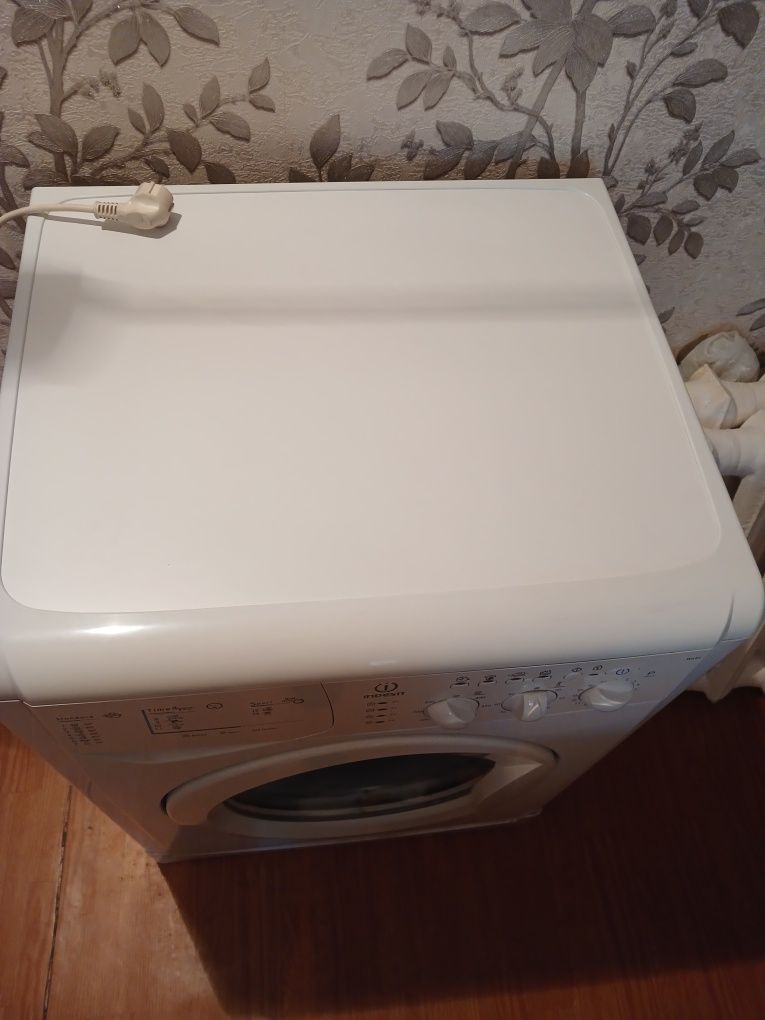 Indesit wil85 стиральная машинка итальянской сборки