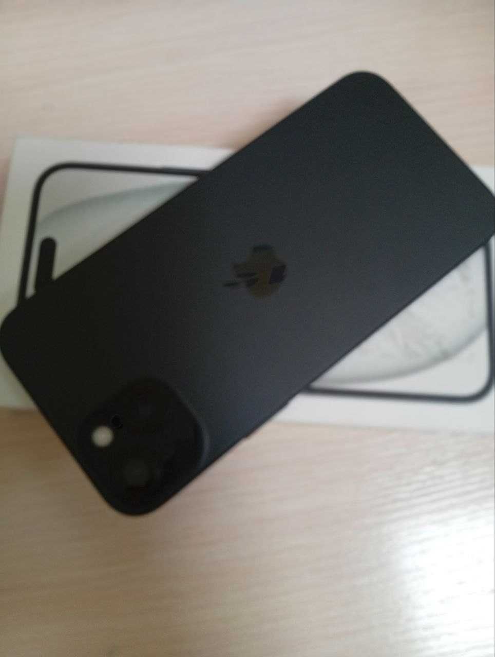 iPhone 15 Plus лот 645814