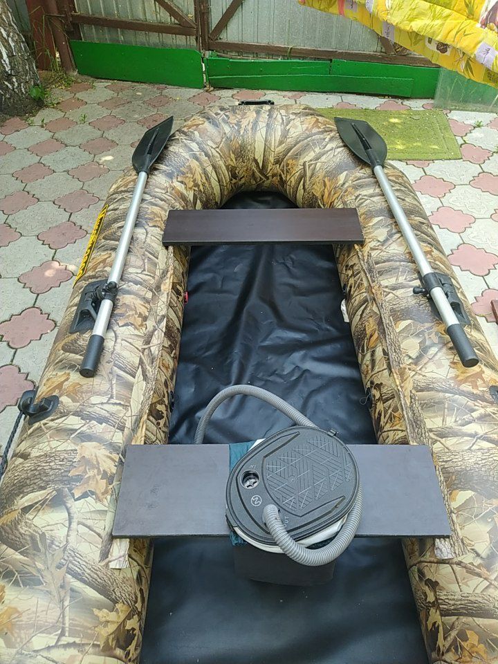 Продам лодку ПВХ Муссон 280 .