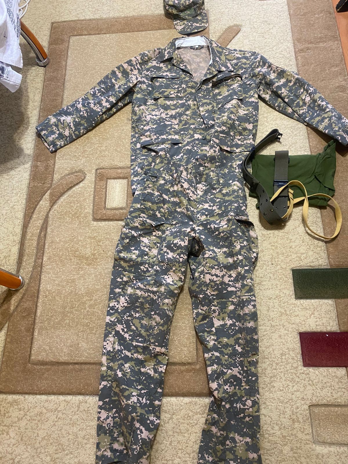 Продам военную форму