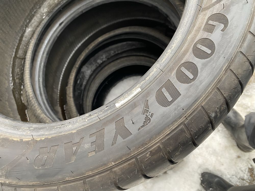 Пара летние шины 265/45/18 265/45R18 Good Year.