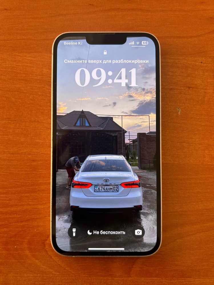 iPhone 13 white 128 Gb