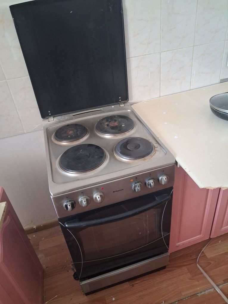 Продам электроплиту