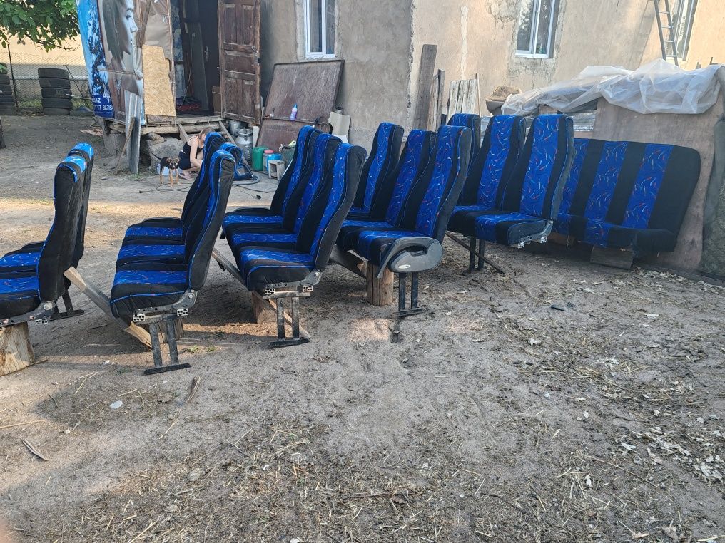 Продам или обменяю. Комплек сидений на микроавтобус +откидушка