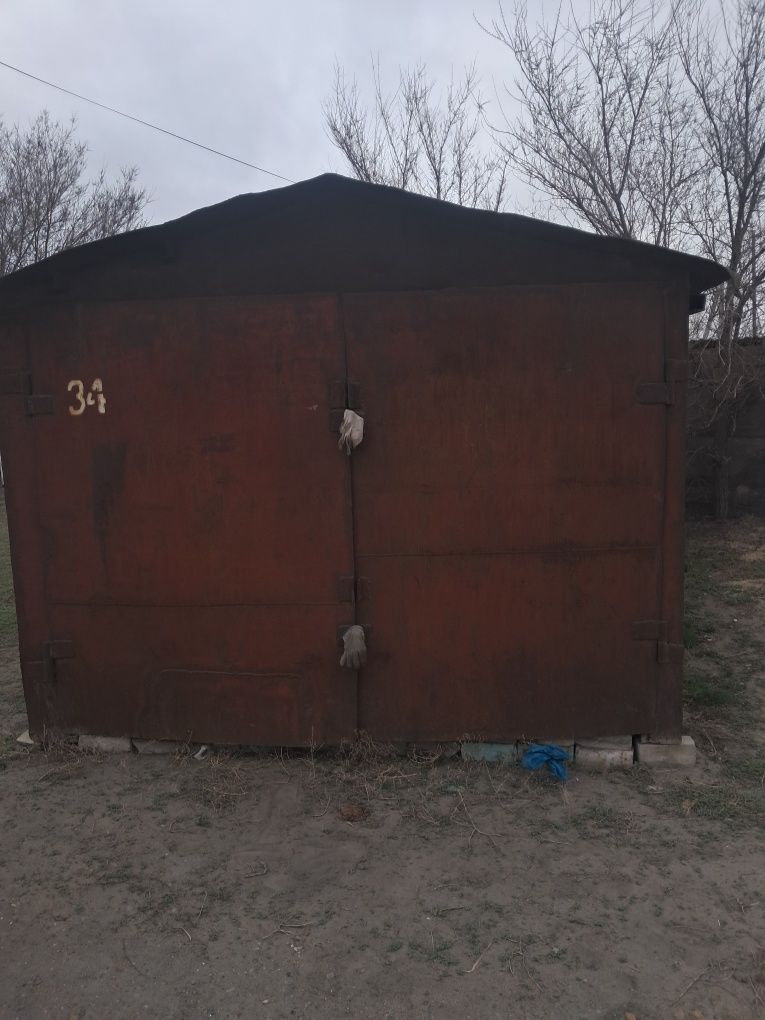 Продам гараж районе