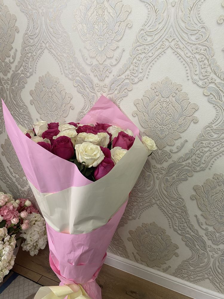 Голландские розы и пионы