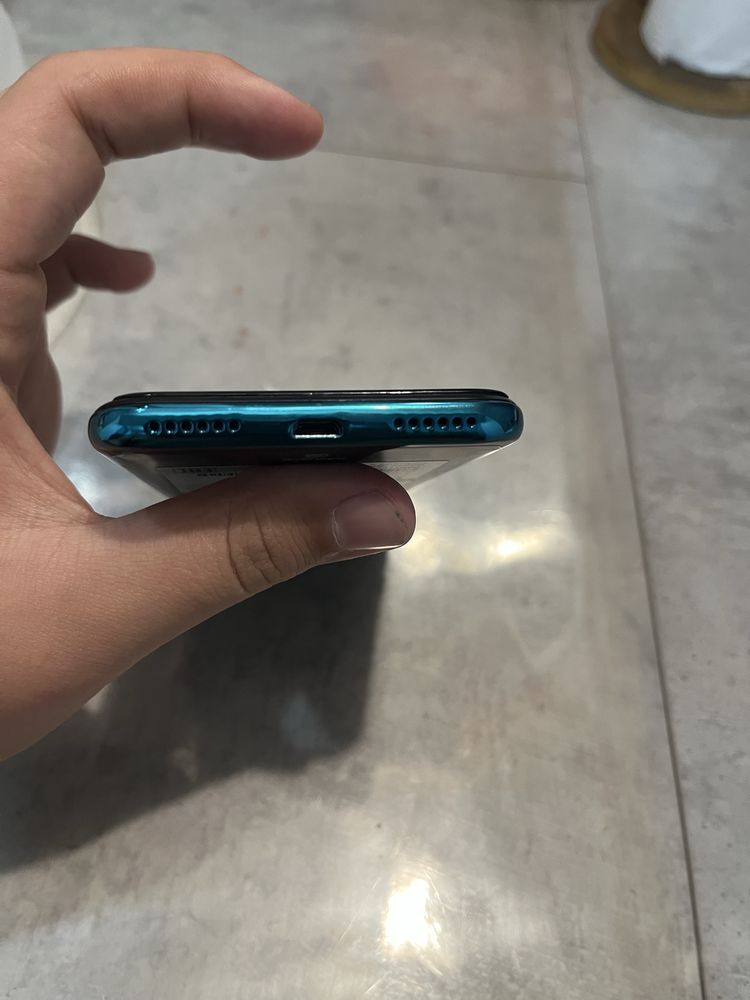 Телефон BQ Magic C