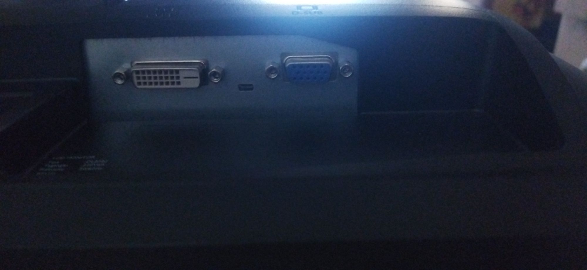 Монитор BENQ 50/60Hz