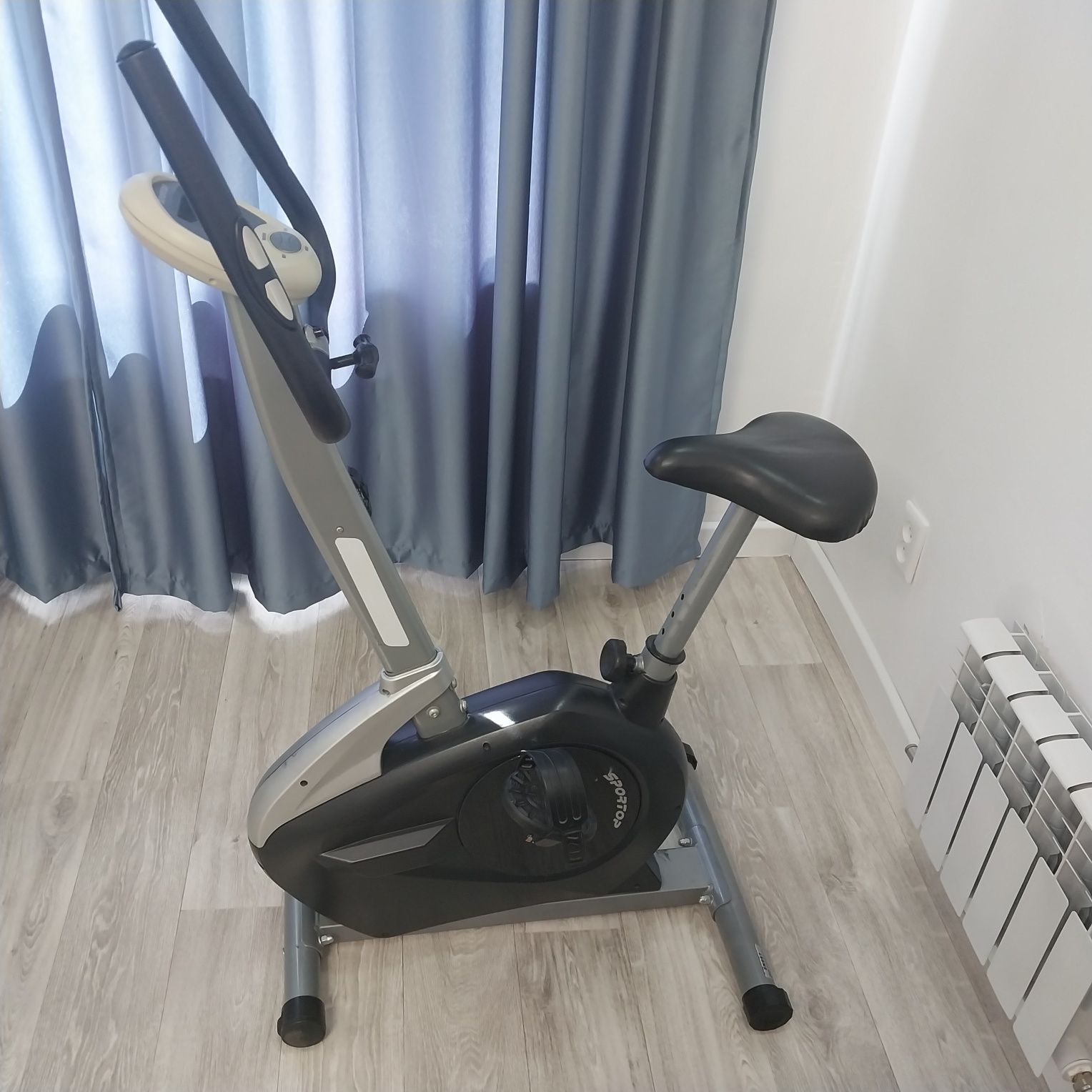 Велотренажер SPORTOP B600