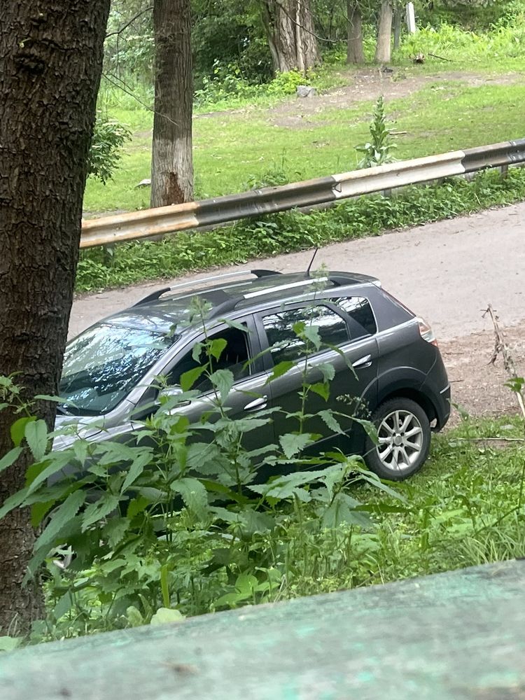 Авто Dongfeng h 30 cross