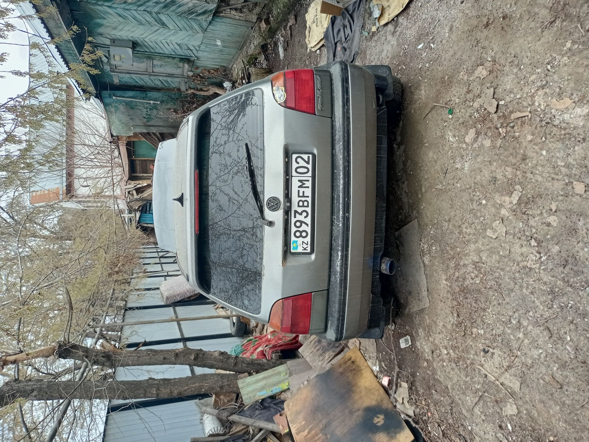 Продам гольф3 1994 г хорошие 2л бензин механика