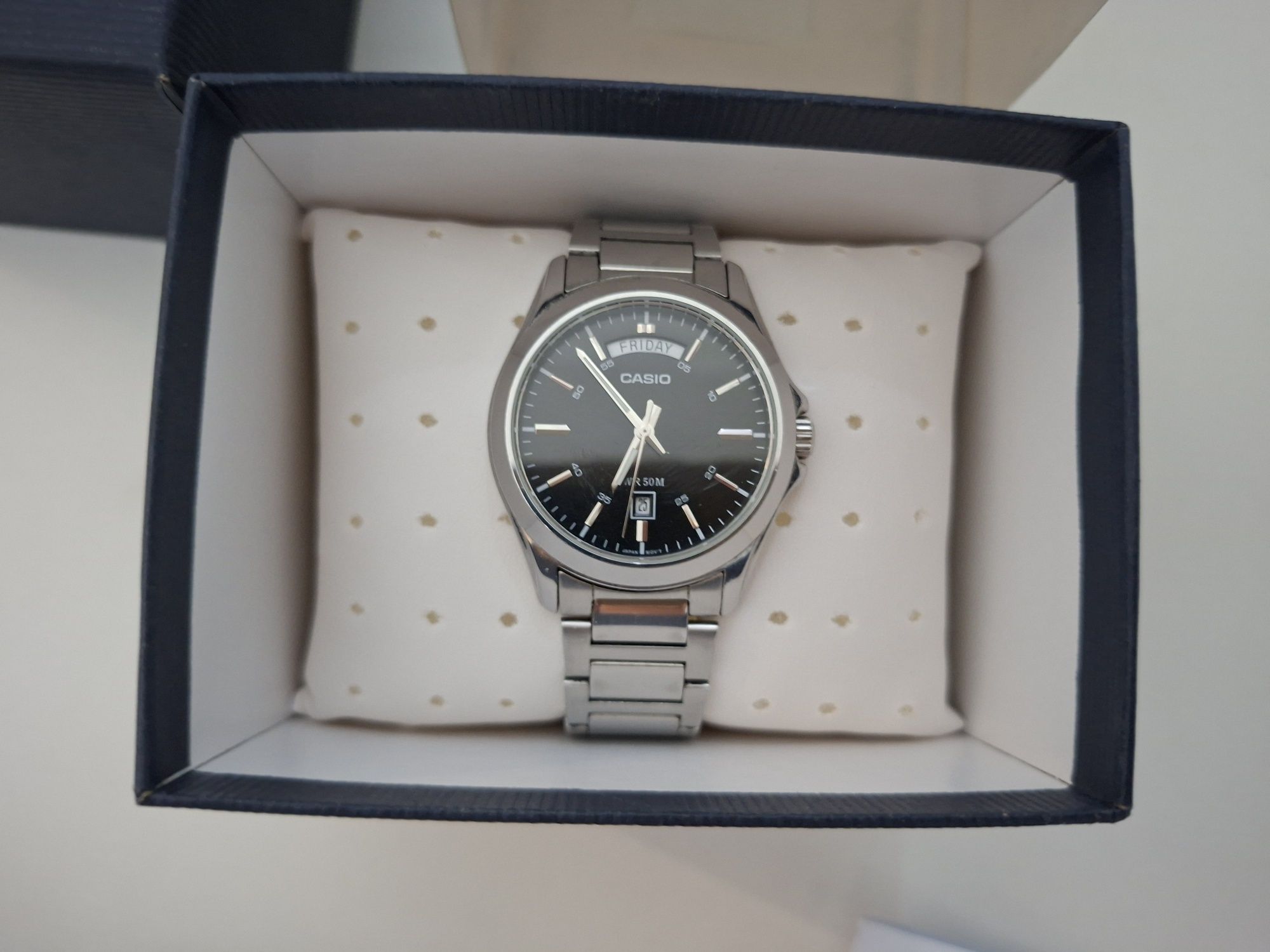 Мужские часы Casio.