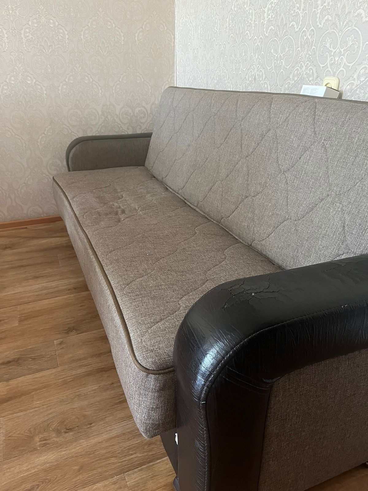 Мебель диван продам
