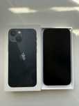 iPhone 13 mini.