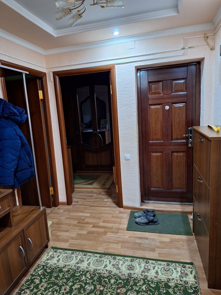 Продам квартиру мкр Ак-мечеть