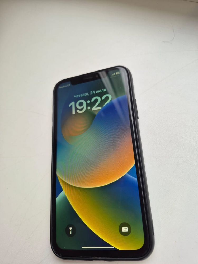 Продам айфон х в хорошем состоянии!