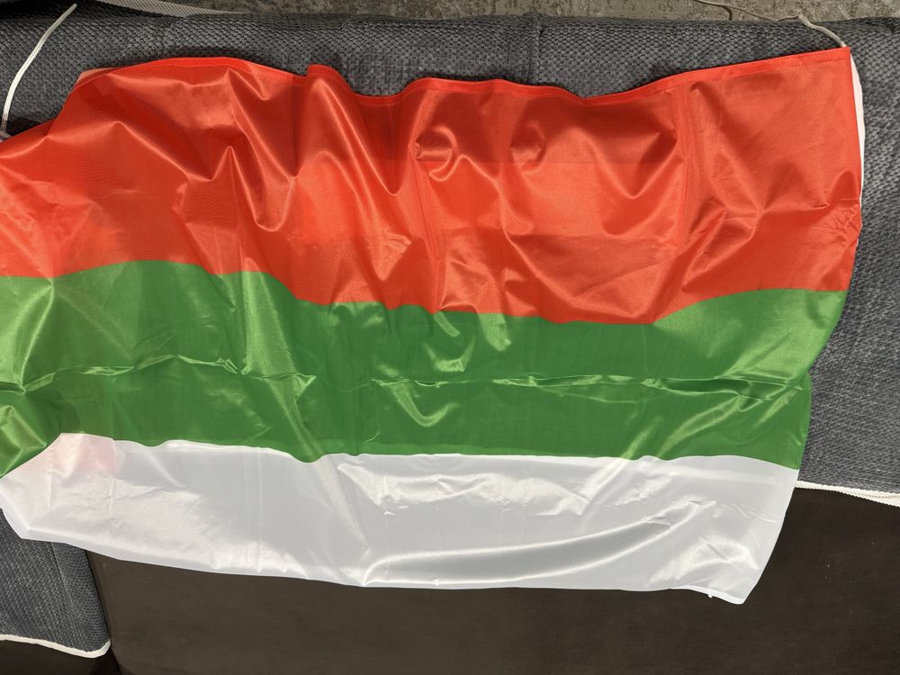 Продаются флаги стран
