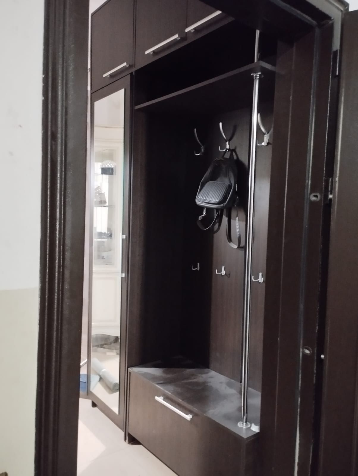 Продам шкаф прихожка