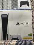 PlayStation 5 , с 3 играми+2 джостик+зарядка .Использованный 4 месяца