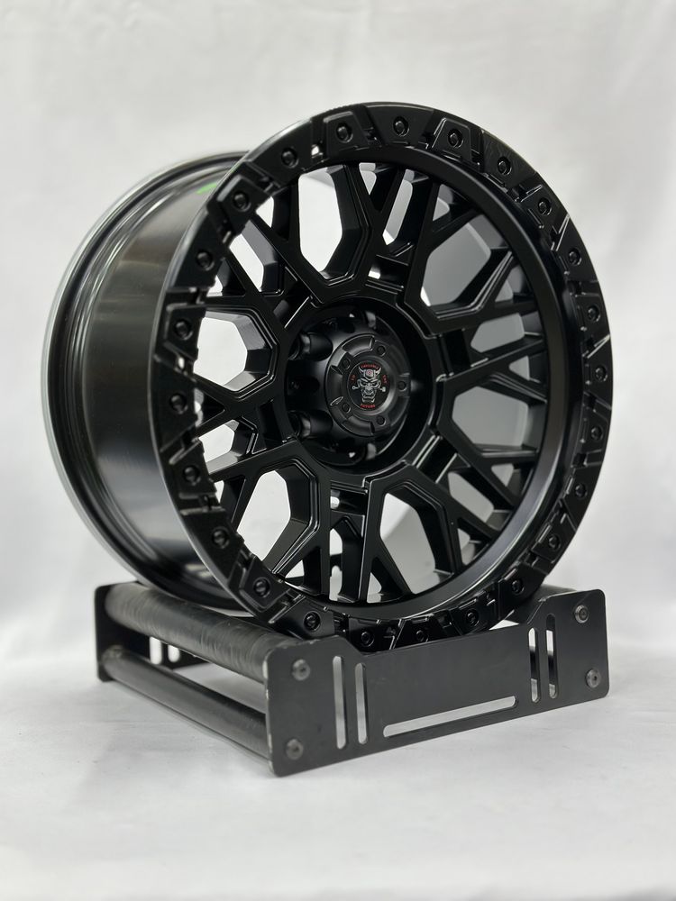 Продоется комплект дисков R17 5x127
