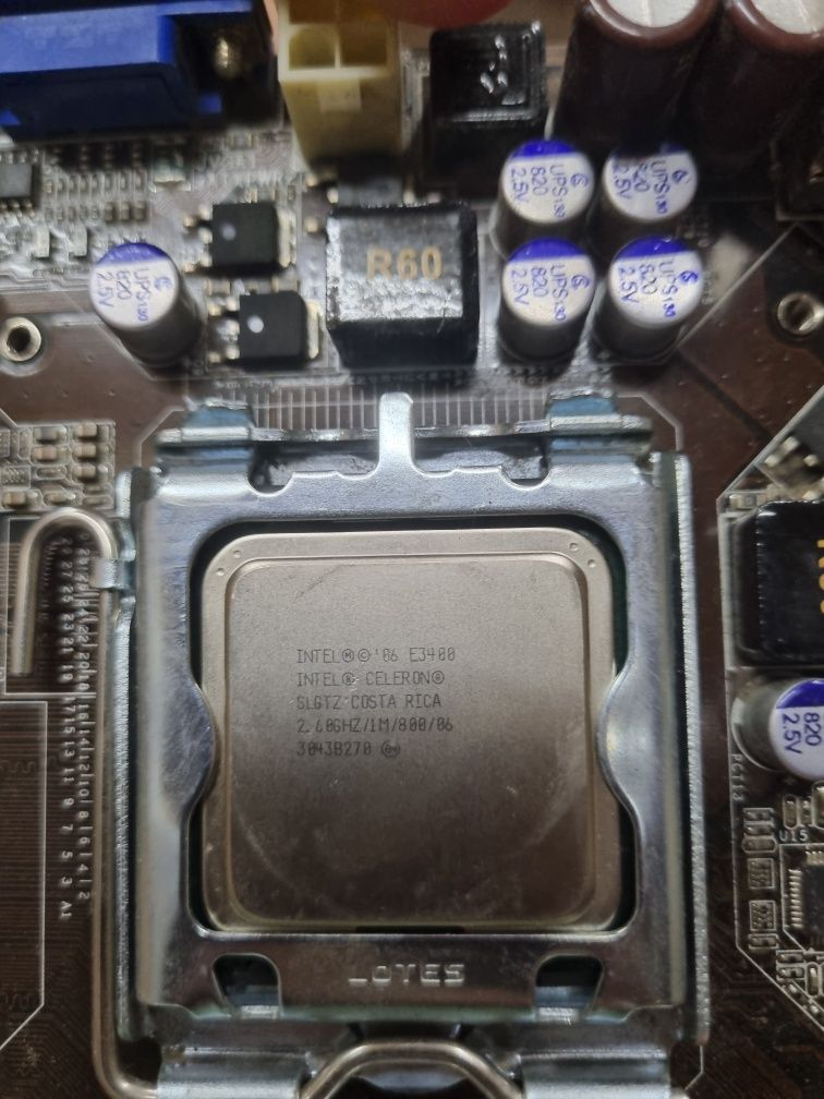 Материнская плата Biostar LGA 775 + Celeron E3400