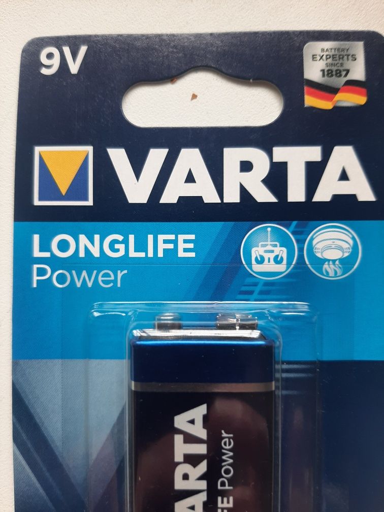 Батарейка VARTA.  Новая.