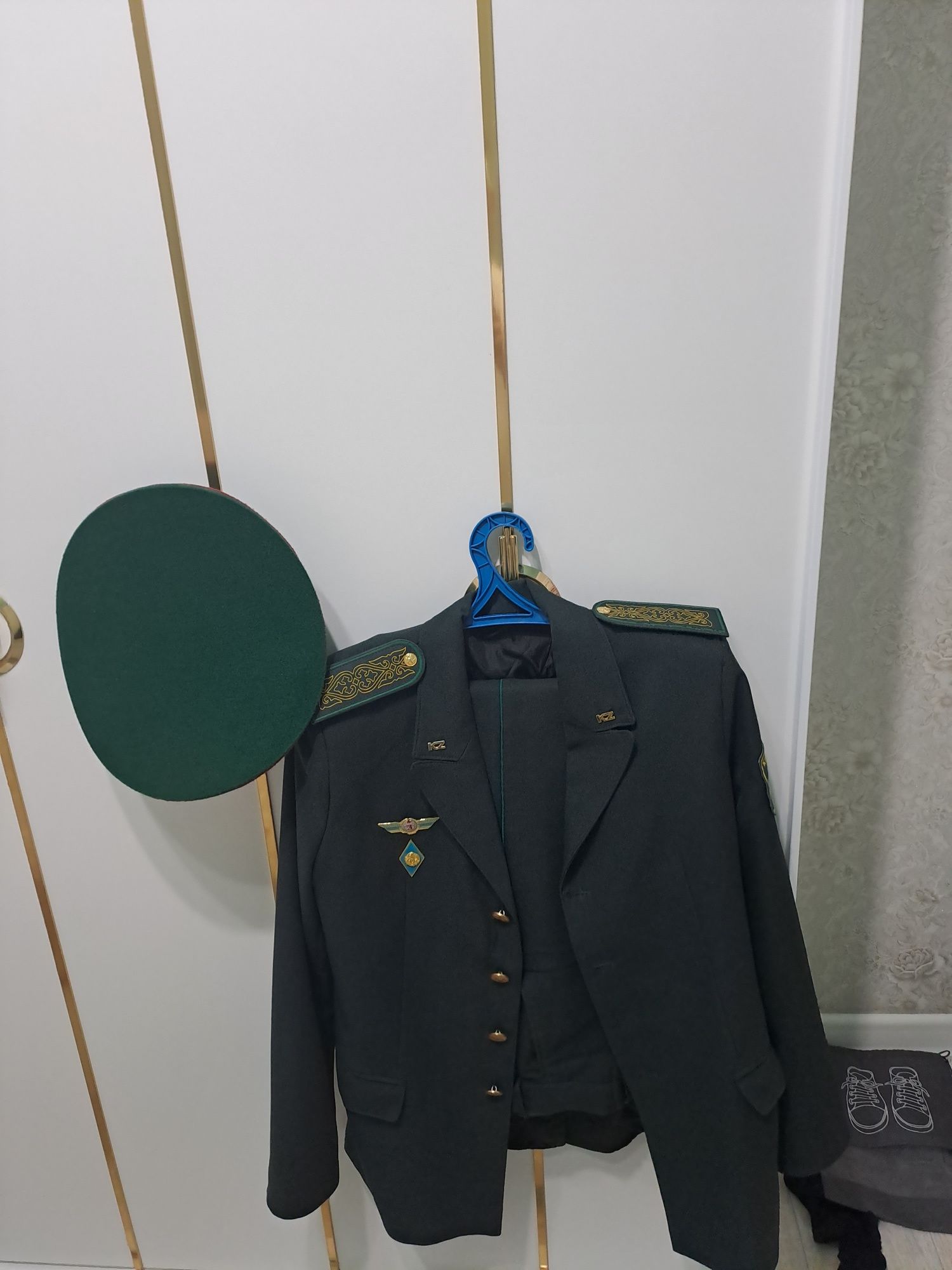 Продам военную форму