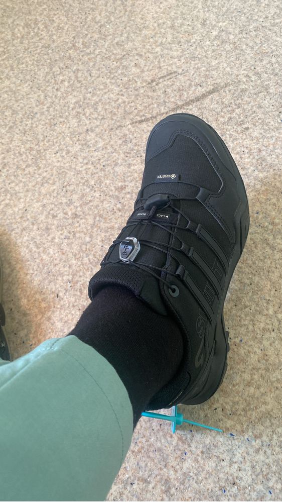 Adidas кроссовки