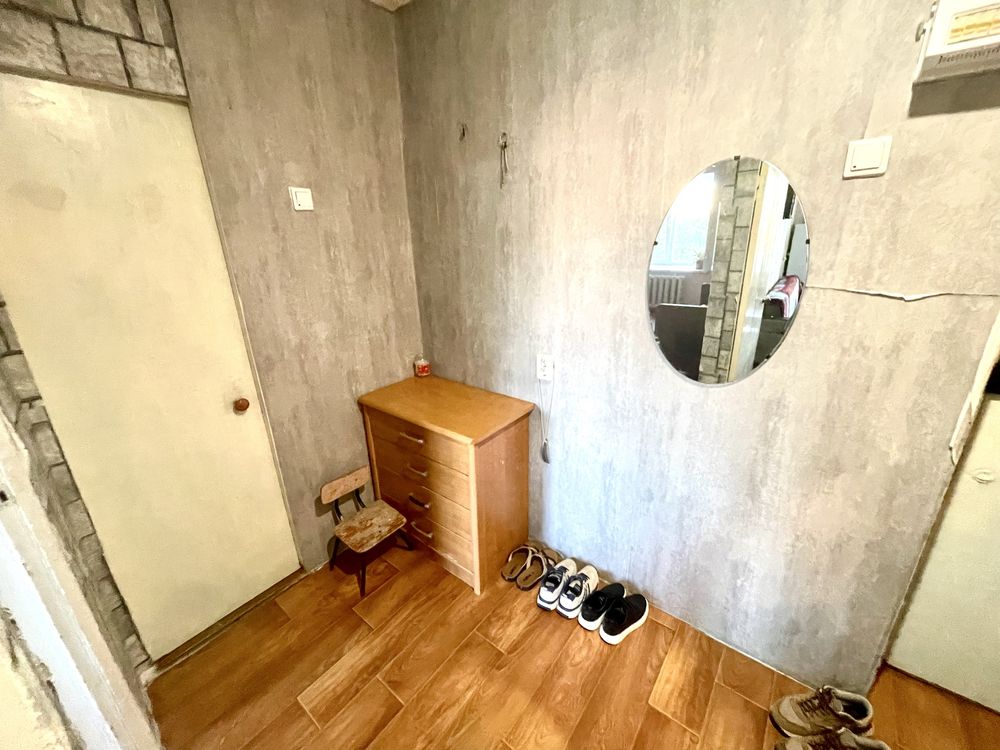 Продам 2х-комнатную на Дворце Спорта-ул. Красина3 за наличные, 3этаж