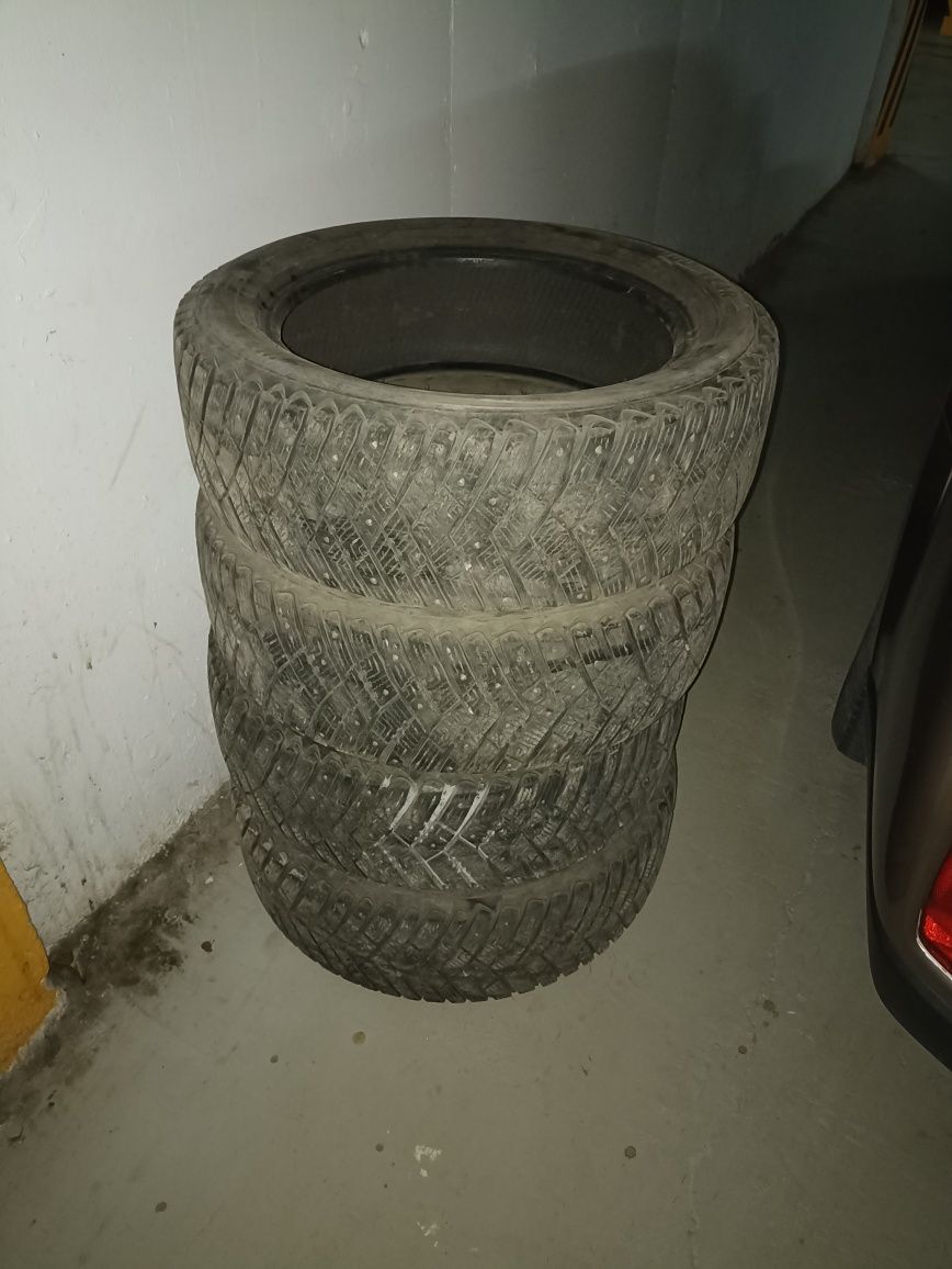 Продам шины Goodyear