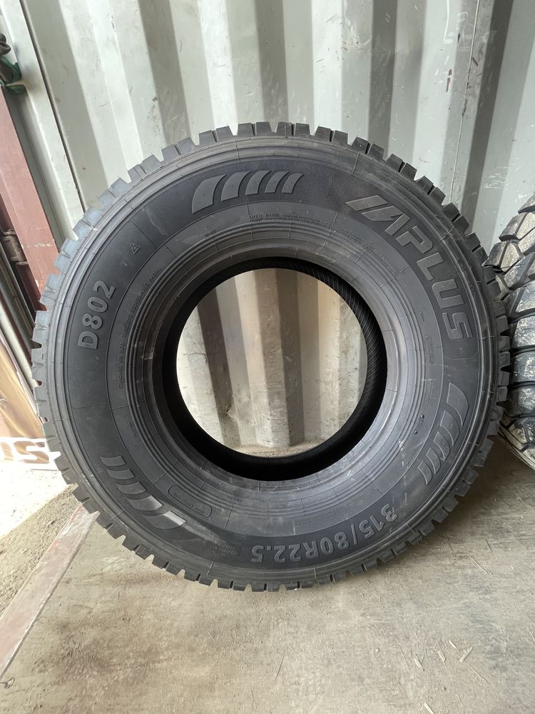Грузовые шины APLUS 315/80 R22.5 D802 (Полукарьерные)