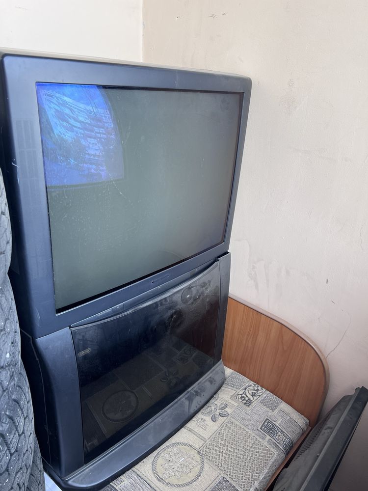 Телевизор