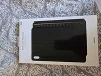 Продам чехол-клавиатуру на Samsung tab s7/8