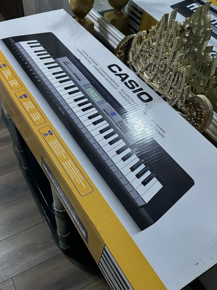 Синтезатор Casio