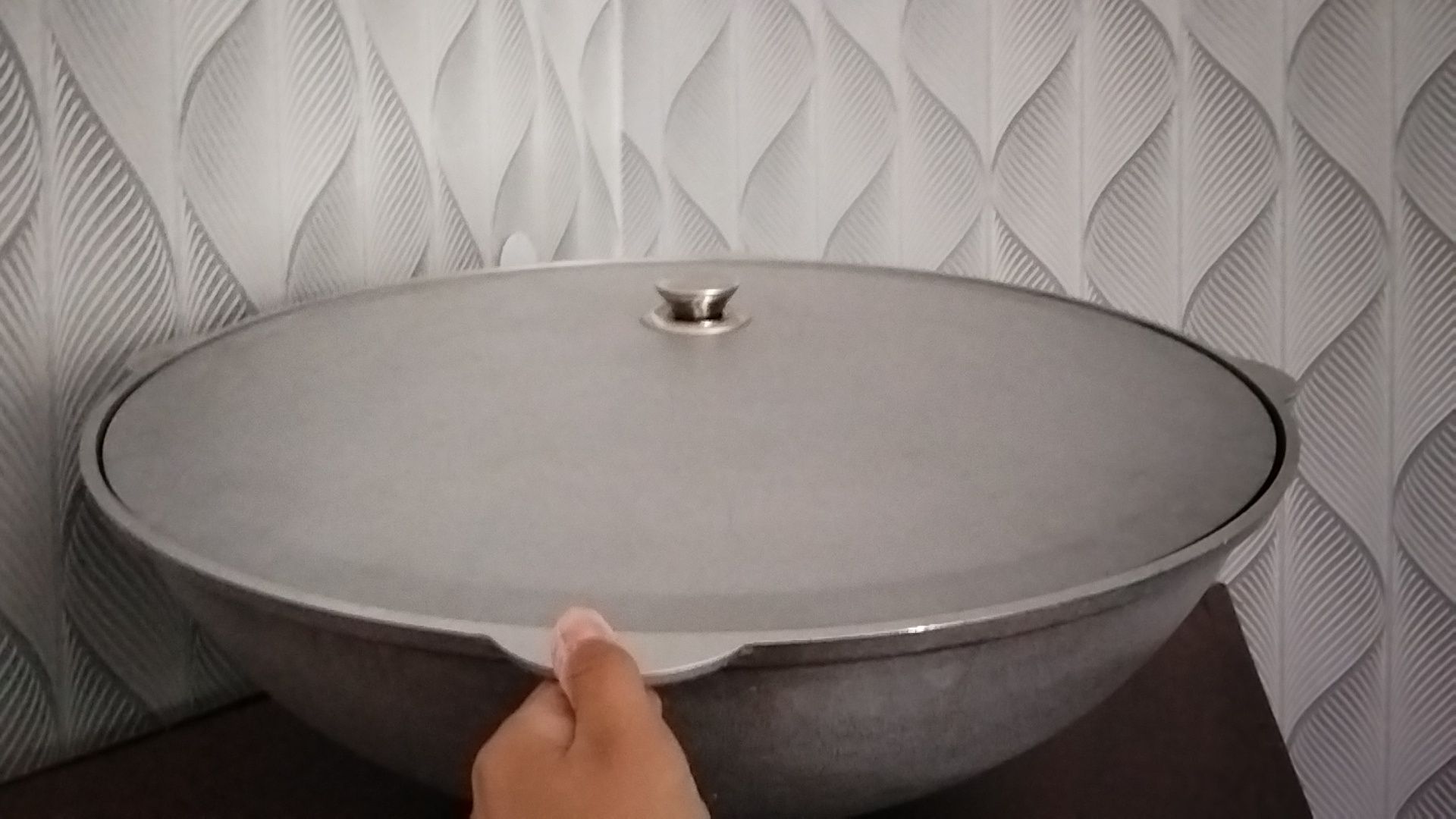 Казанок из чугуна