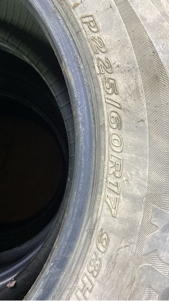 Автошины на 17 225/60  2 шт в нал